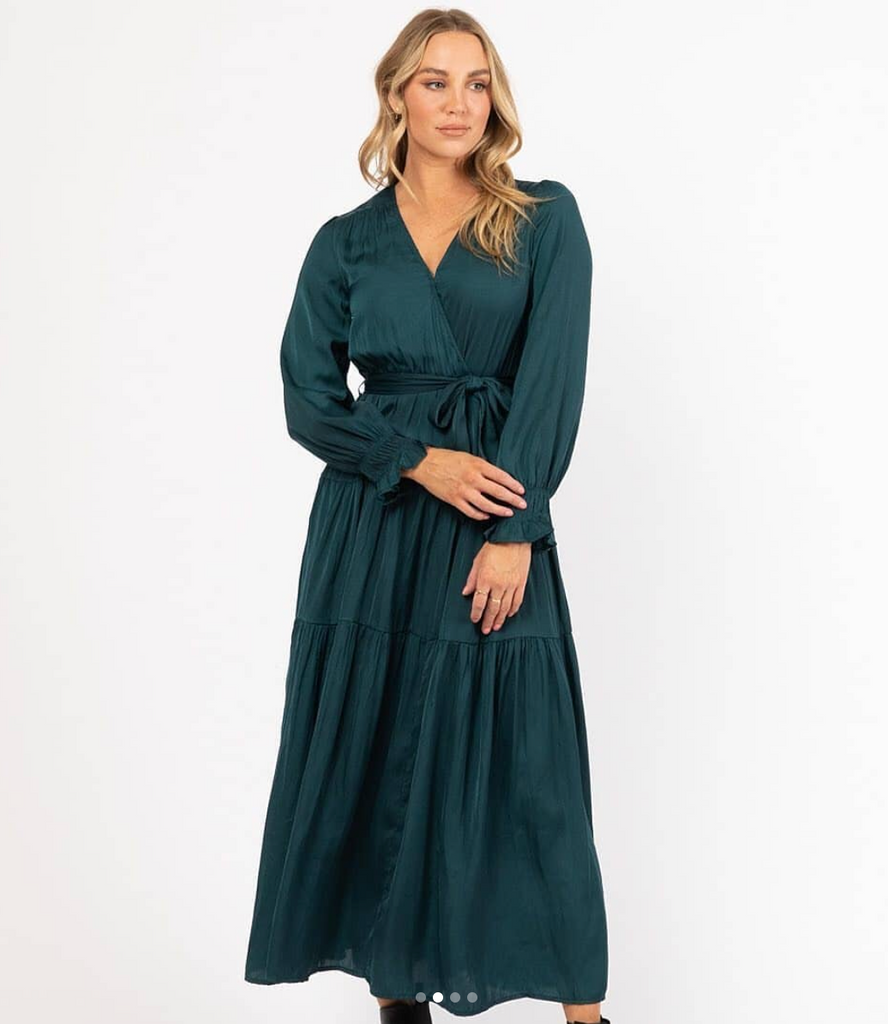 Evelyn Maxi