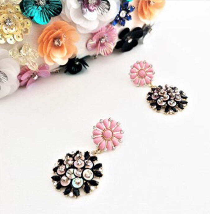 Resin & Jewel Sequin Details Flower Drop Earrings